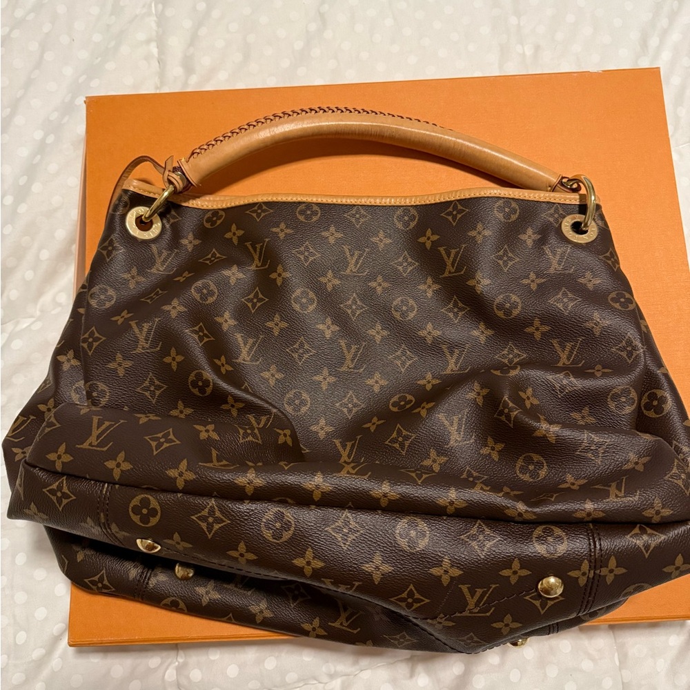 louis vuitton artistry MM